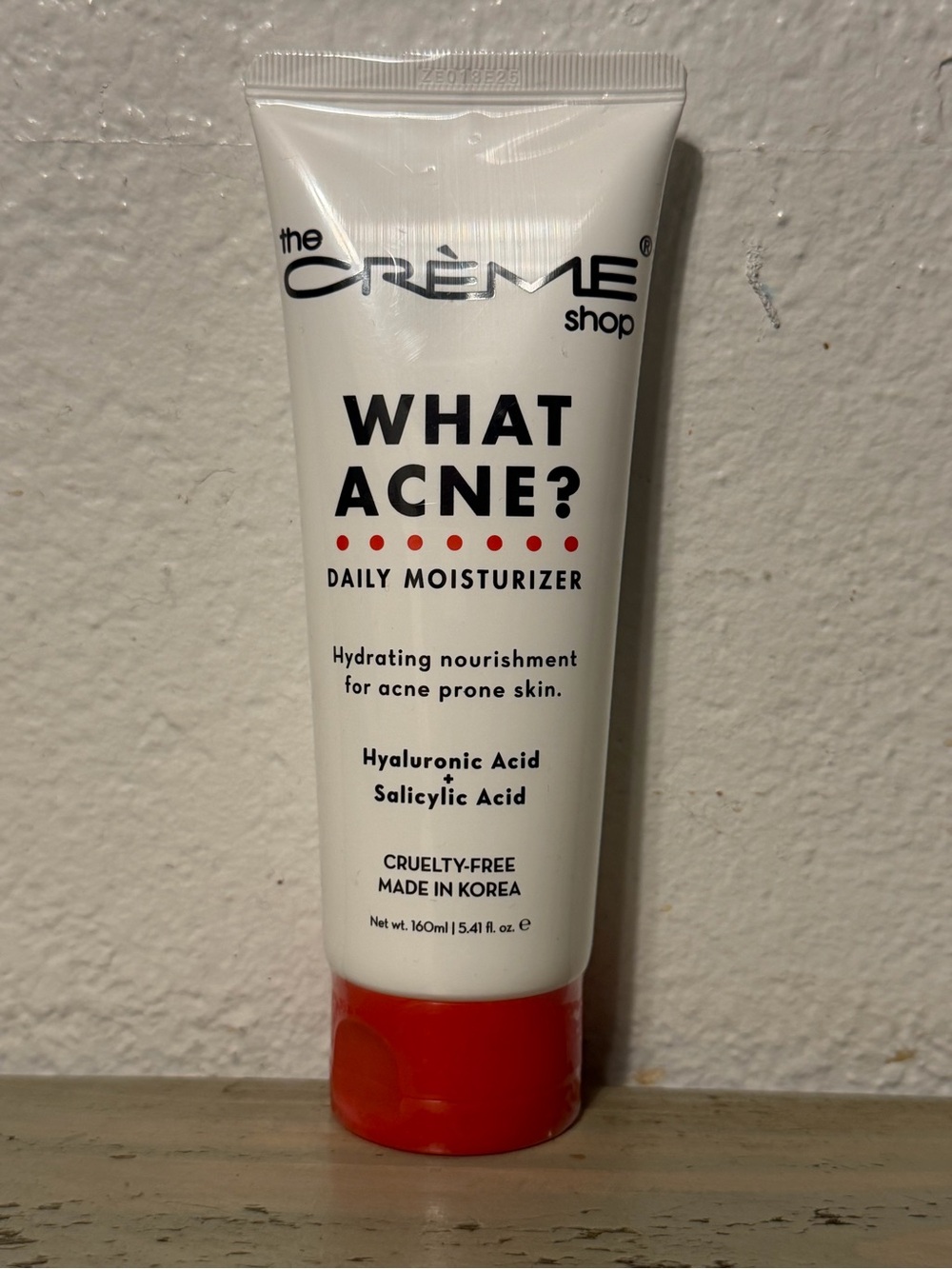 The Crème Shop What Acne? Daily Moisturizer — White & Red